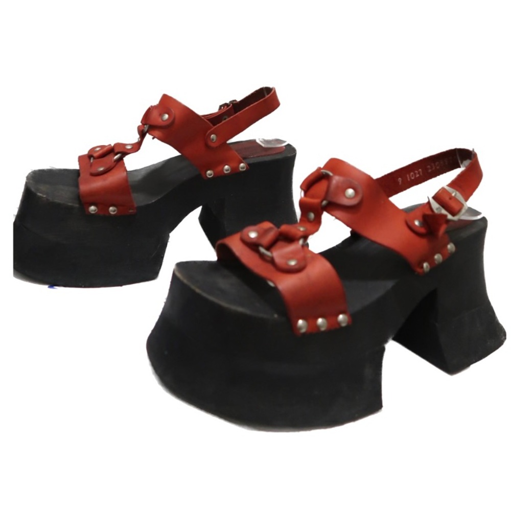 London Underground Mega Platforms